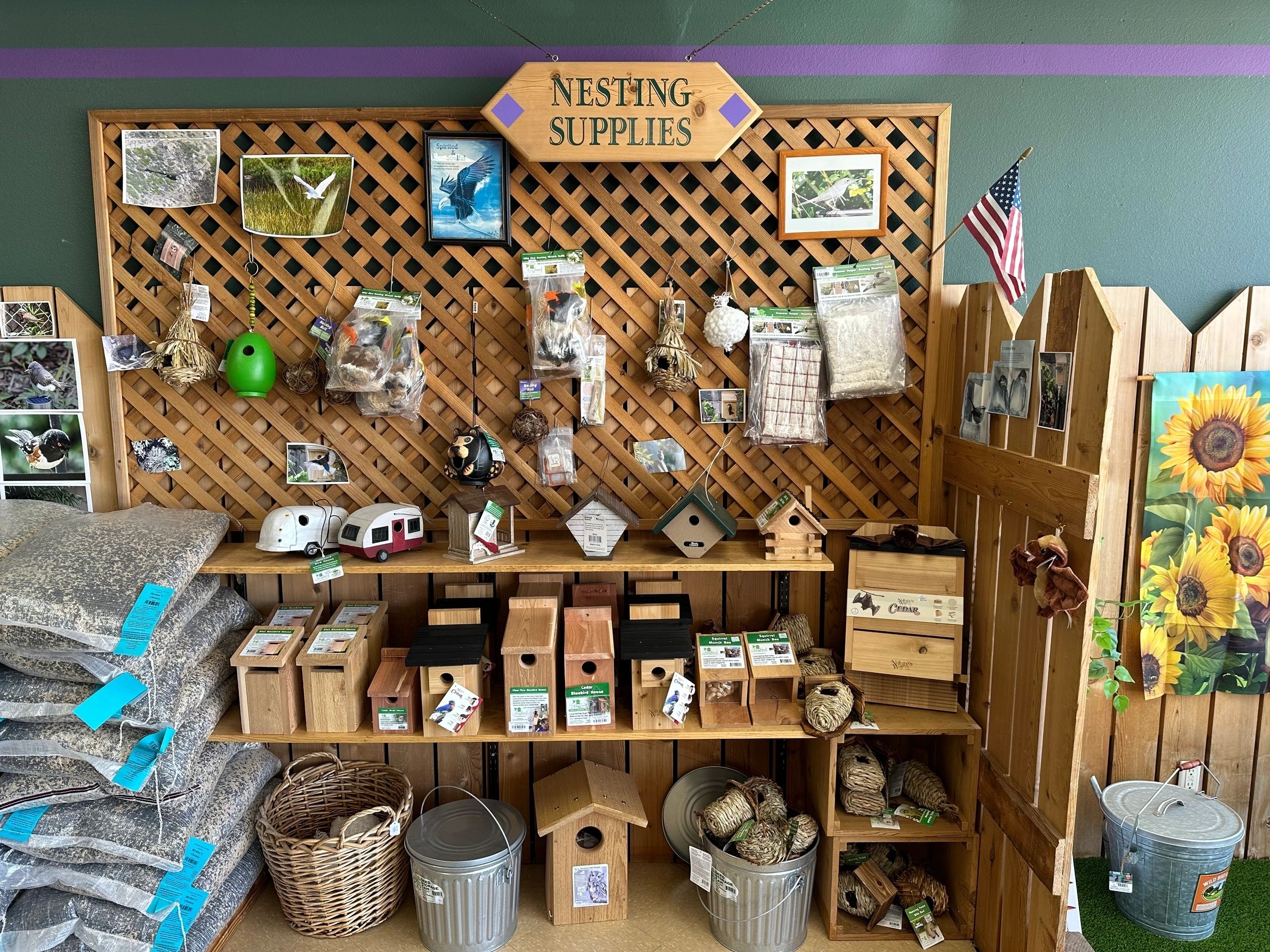 Nesting supplies display at California Backyard Birds